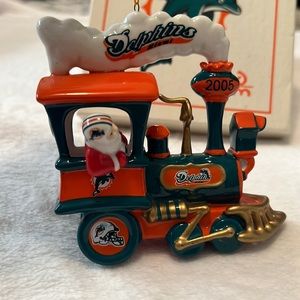 Danbury Mint 2005 Miami Dolphins Ornament